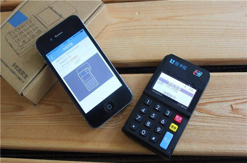 拉卡拉手機收款寶適合小商戶嗎?小身體大能量，值得擁有！