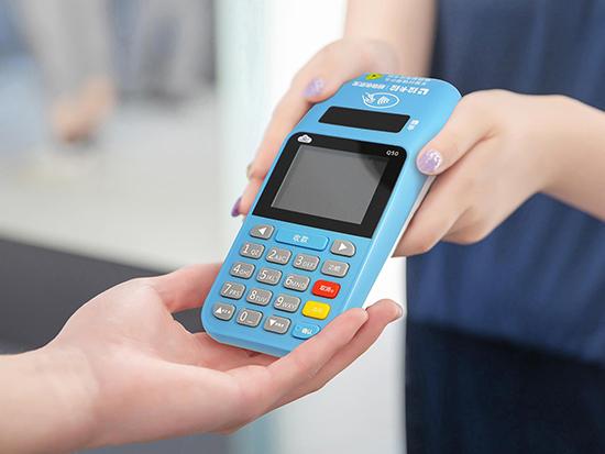 拉卡拉收款設備12.jpg 拉卡拉收款設備12.jpg