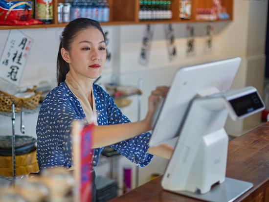 拉卡拉收銀機(jī)5.jpg 拉卡拉收銀機(jī)5.jpg