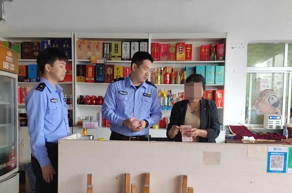 孔女士輕信陌生人上門推銷POS機(jī)，女子被盜刷4.5萬(wàn)元